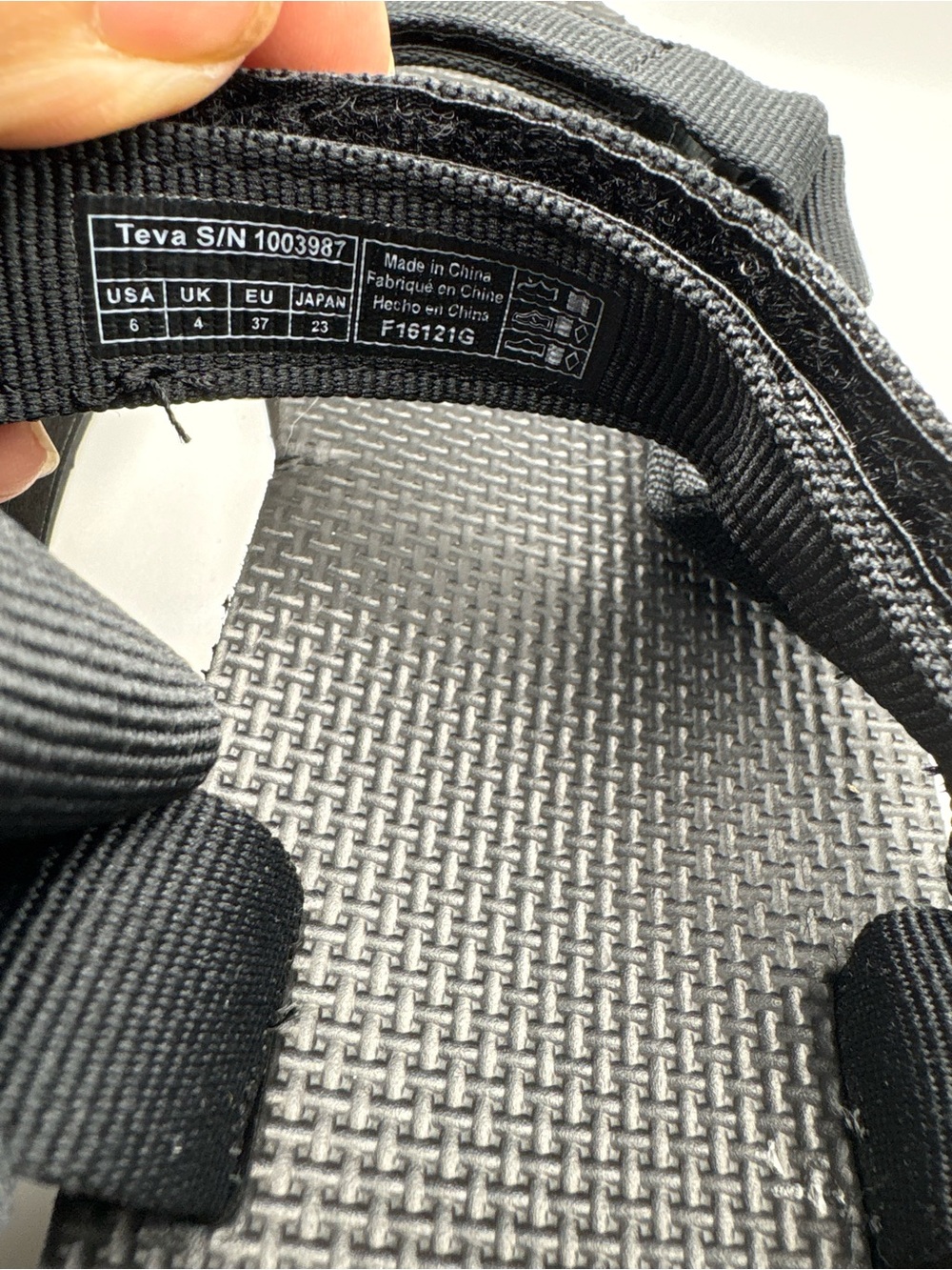 Teva sandals - Picture 7 of 8
